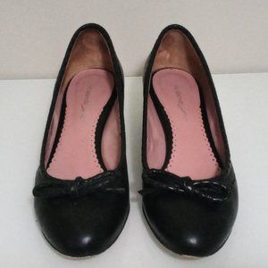 Le Saunda Leather Upper Dress Heels 1-inch Size 6